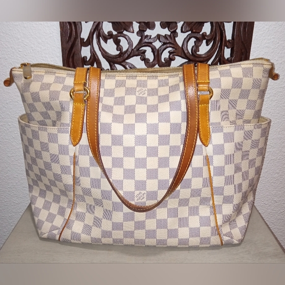 Sale ~ Louis Vuitton Totally MM Damier Azur - 100% Authentic - Picture 1 of 11